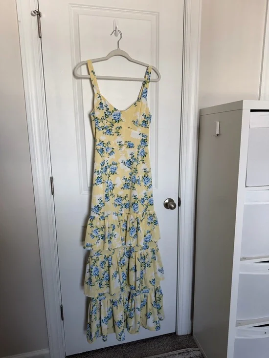 Abercrombie & Fitch Drama Ruffle Tiered Gown Pastel Yellow Floral - Picture 4 of 8